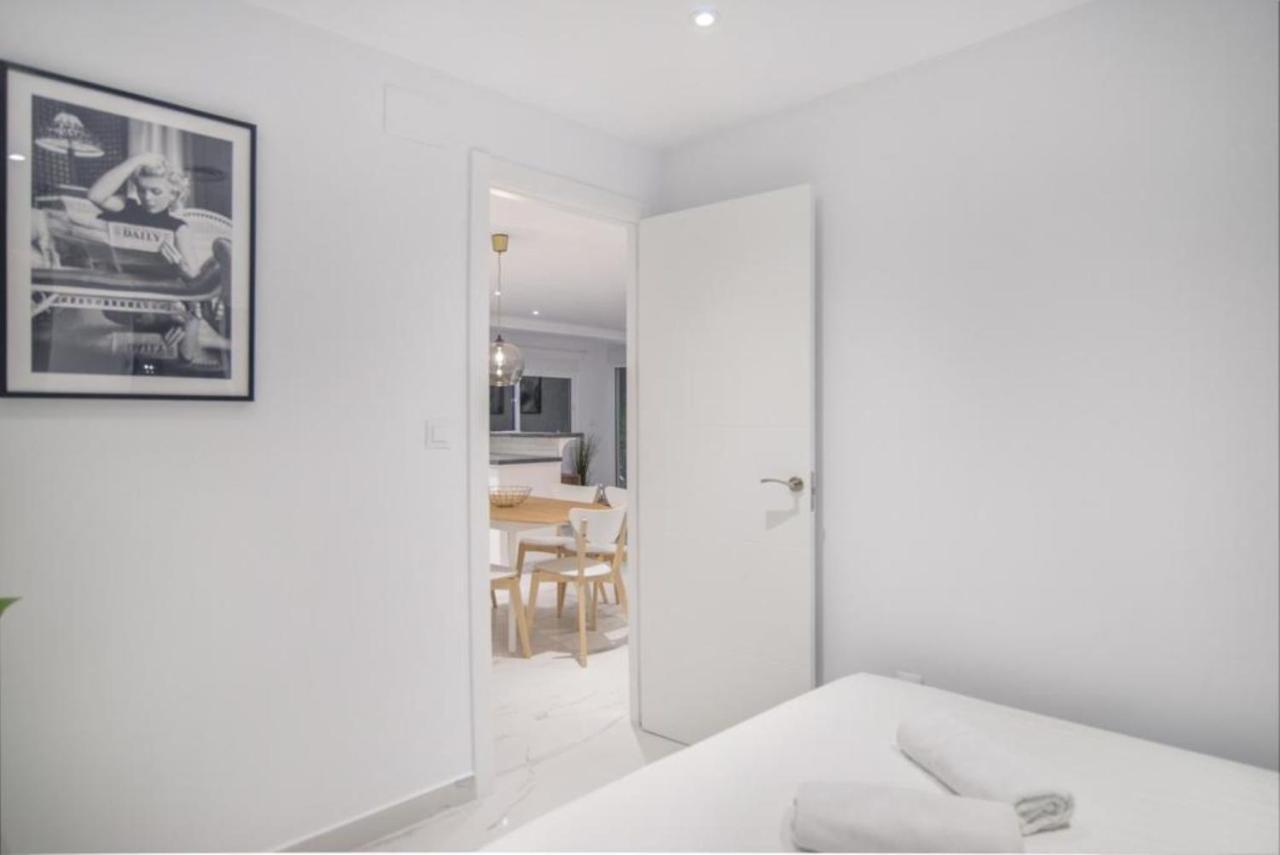 Luxury Apartment ฟูเอนฮิโรลา ภายนอก รูปภาพ