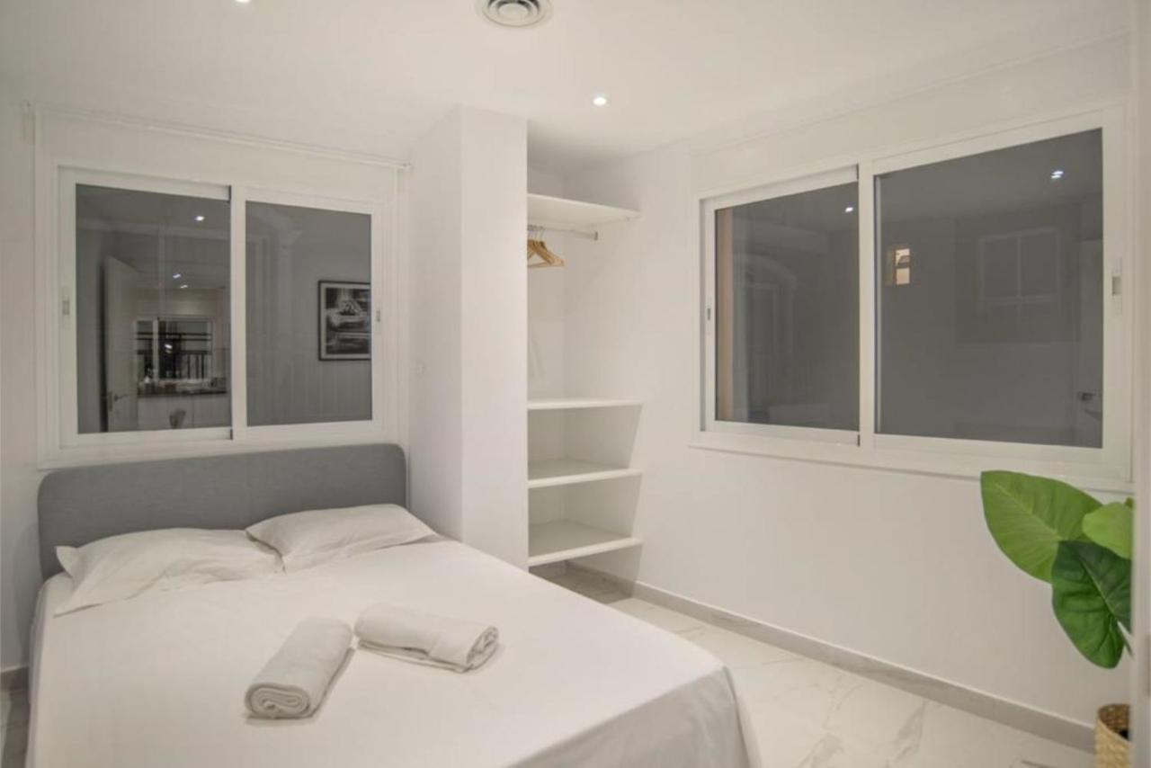 Luxury Apartment ฟูเอนฮิโรลา ภายนอก รูปภาพ