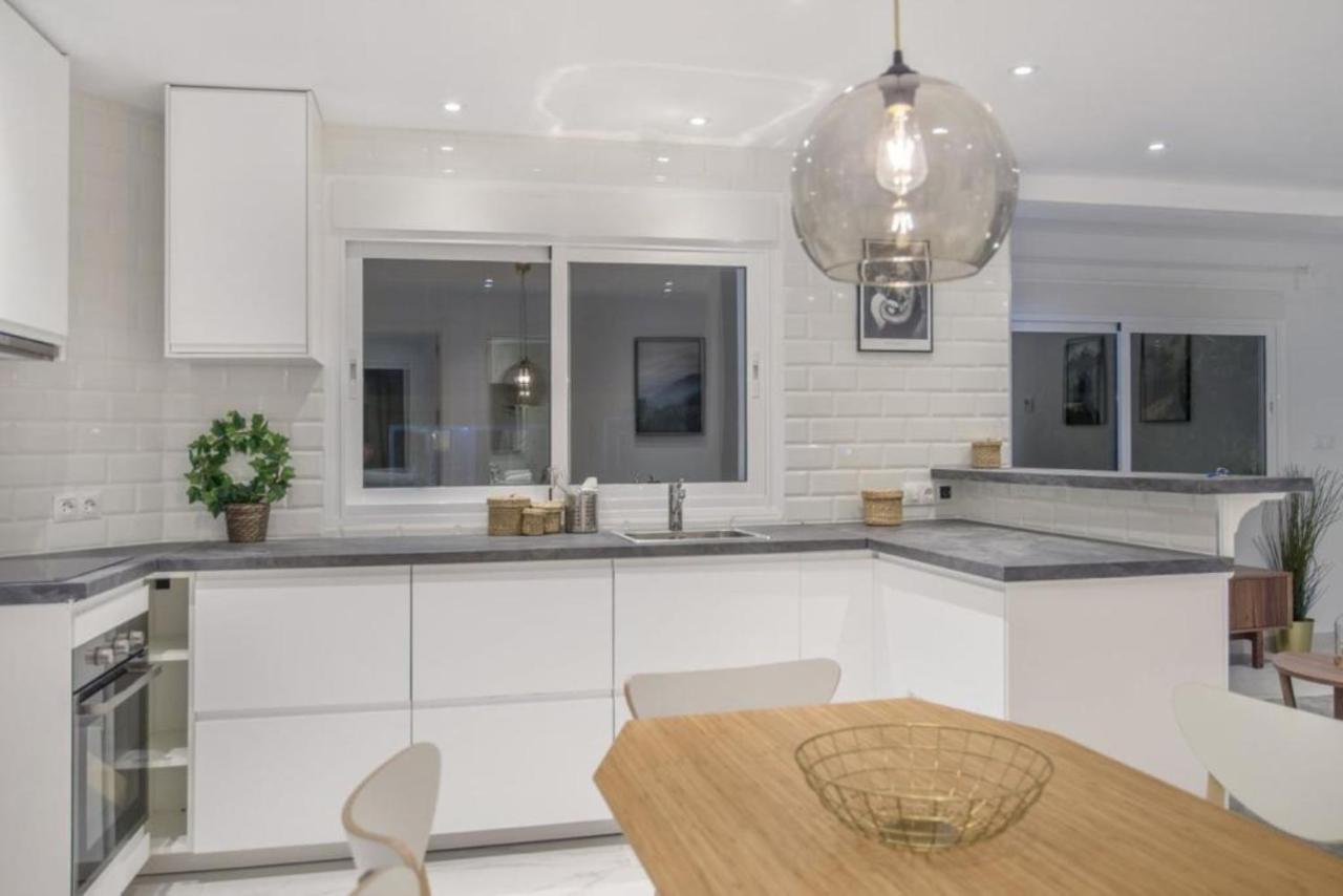 Luxury Apartment ฟูเอนฮิโรลา ภายนอก รูปภาพ